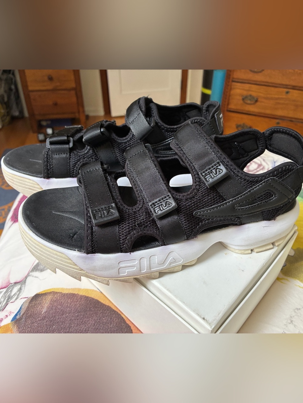 Fila  sandals size 10
